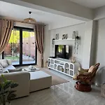 Ni-hane Villa *